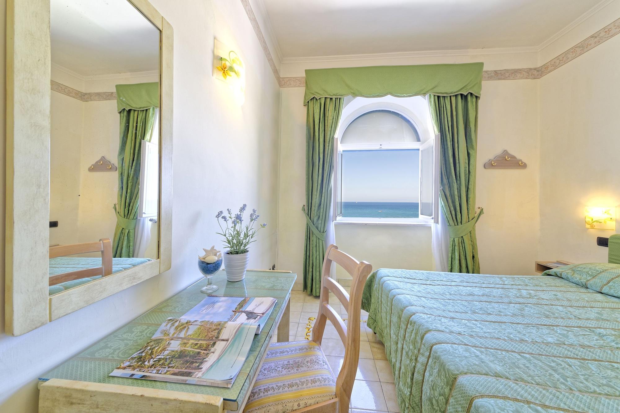 Hotel Punta Imperatore Forio di Ischia エクステリア 写真