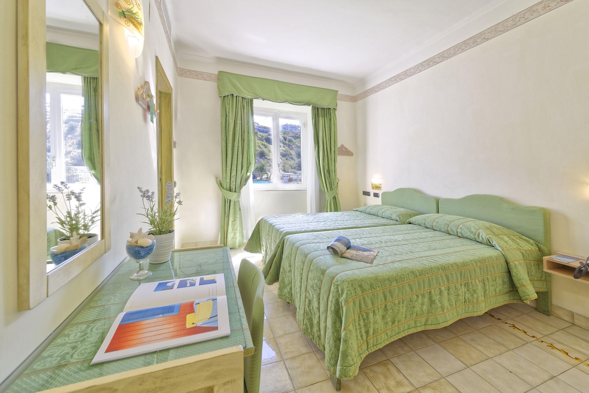 Hotel Punta Imperatore Forio di Ischia エクステリア 写真