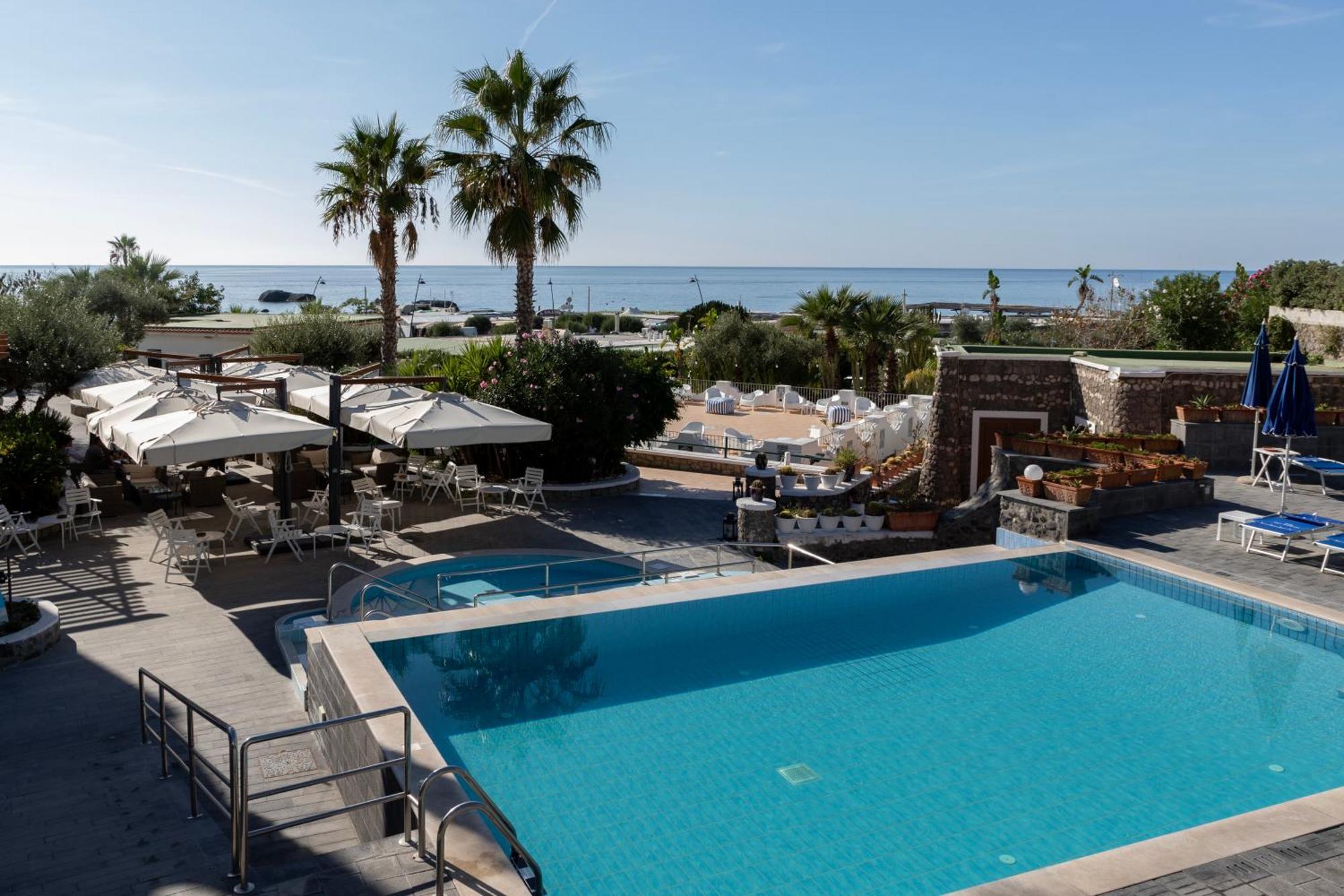 Hotel Punta Imperatore Forio di Ischia エクステリア 写真