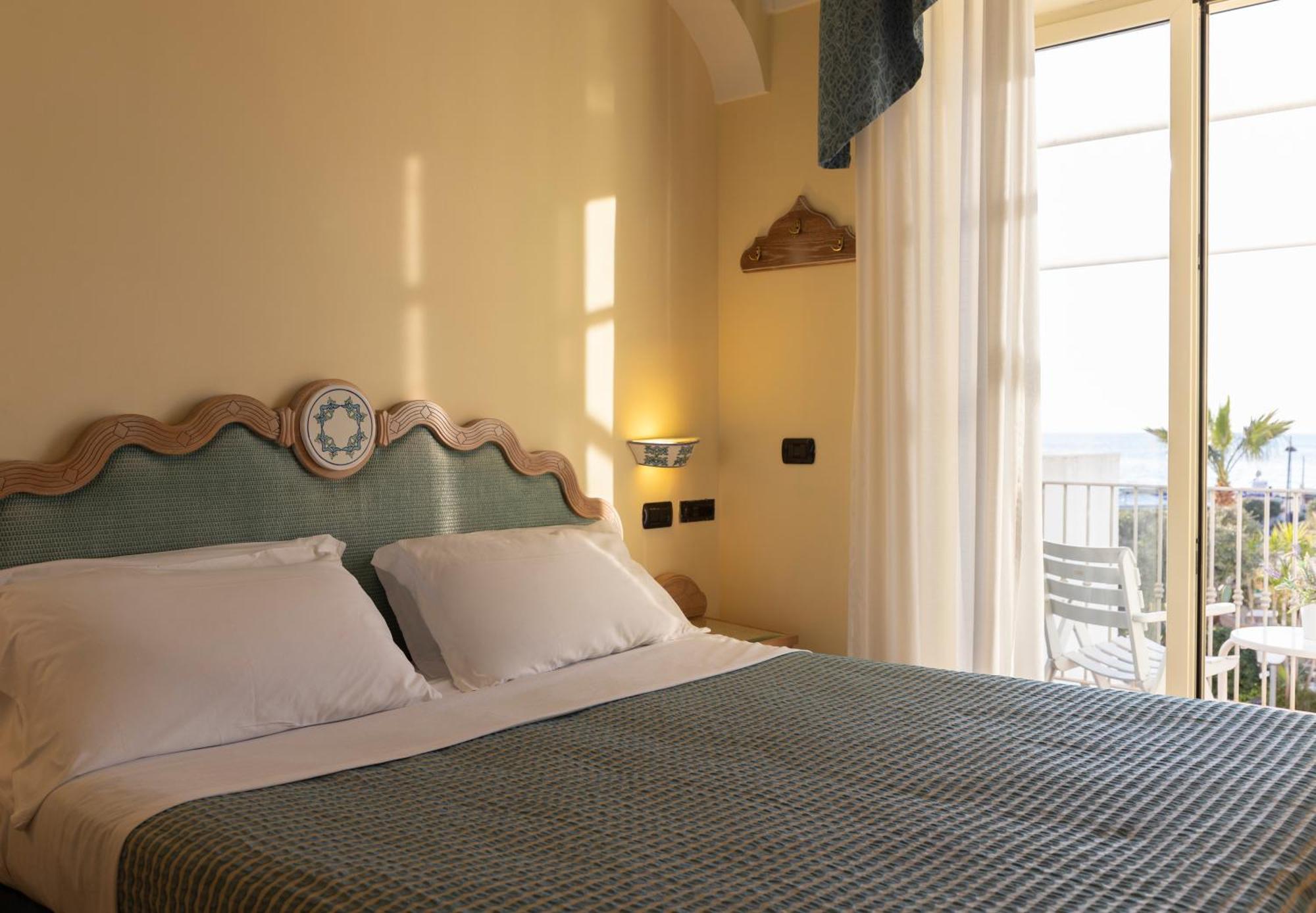 Hotel Punta Imperatore Forio di Ischia エクステリア 写真